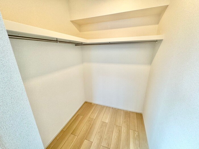 アイマコート初芝の物件内観写真