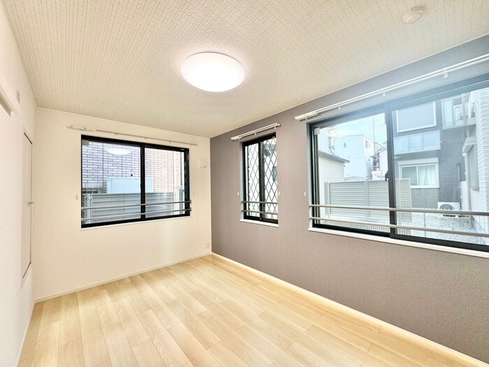 アイマコート初芝の物件内観写真