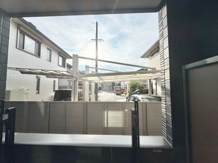 アイマコート初芝の物件内観写真