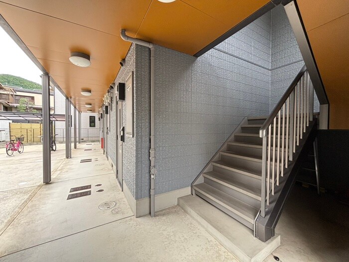 ヴァリュージュ御所ノ内の物件外観写真