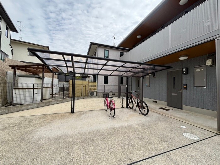 ヴァリュージュ御所ノ内の物件外観写真