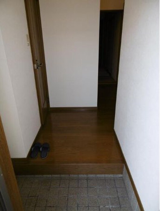 ハウスコートヤマフジC棟の物件内観写真