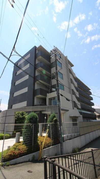 カンマキ－ノの物件外観写真