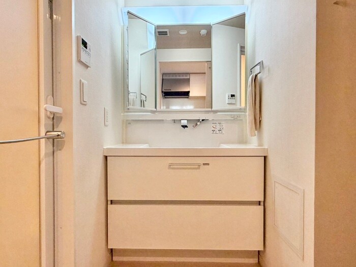 ザ　カームの物件内観写真