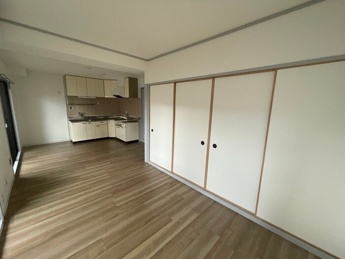 ＪＯ・ロワイヤルの物件内観写真