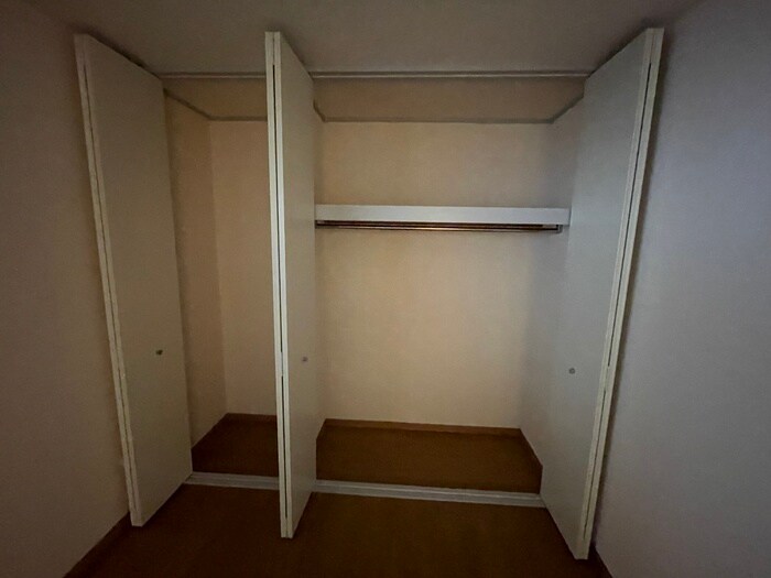 ＪＯ・ロワイヤルの物件内観写真