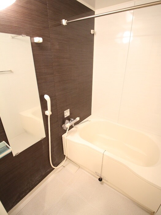 ドゥーエ江坂Ⅲの物件内観写真