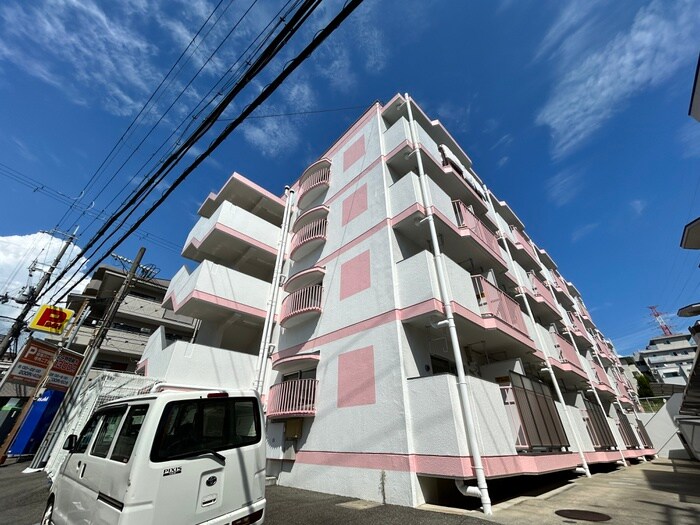 イ－ズコ－ト緑地公園の物件外観写真