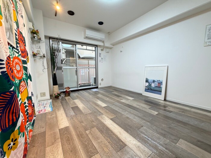 イ－ズコ－ト緑地公園の物件内観写真