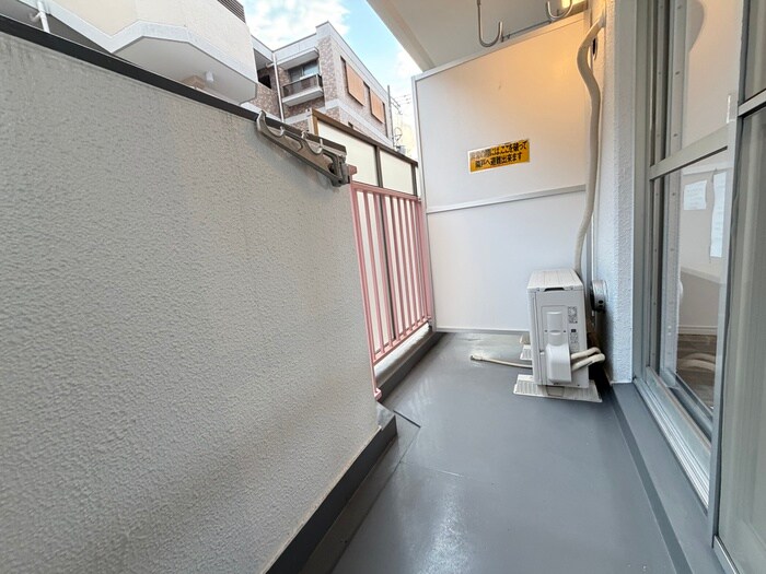 イ－ズコ－ト緑地公園の物件内観写真