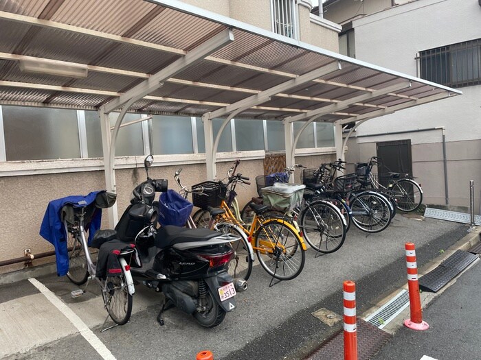 マンションパ－ルの物件外観写真