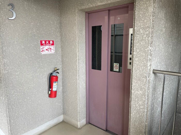 マンションパ－ルの物件外観写真