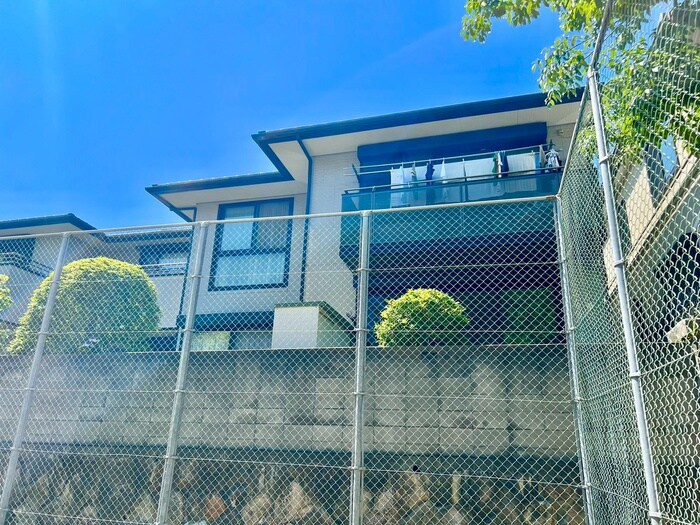 吉山ハイツの物件外観写真