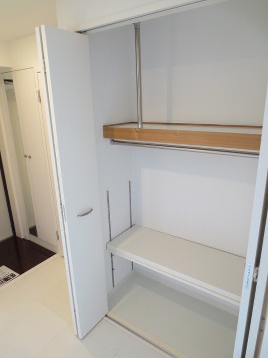 アクエルド緑地公園の物件内観写真