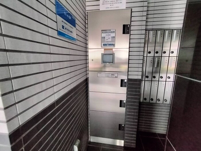 スクウェアＪの物件外観写真