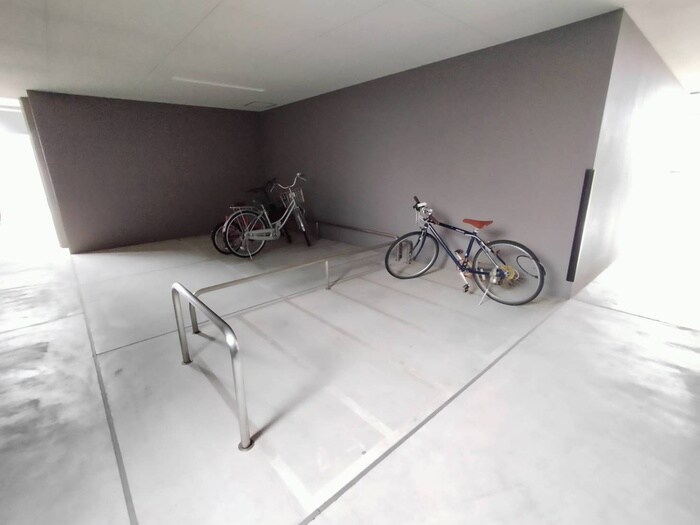 スクウェアＪの物件外観写真