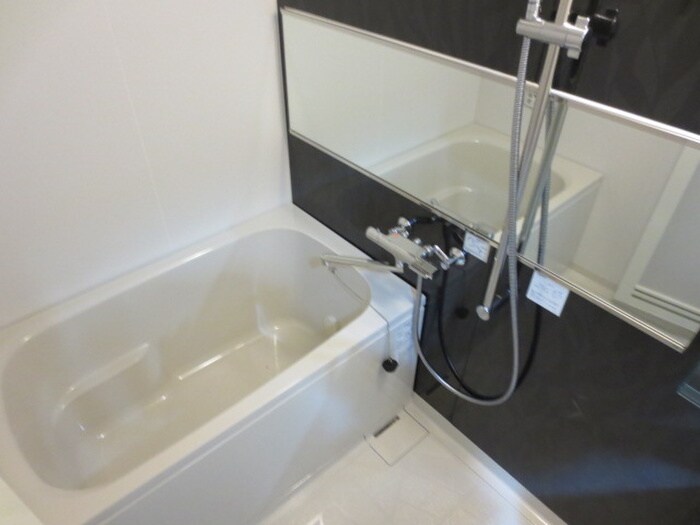 スクウェアＪの物件内観写真