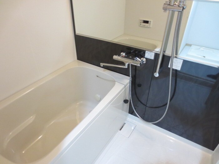 スクウェアＪの物件内観写真