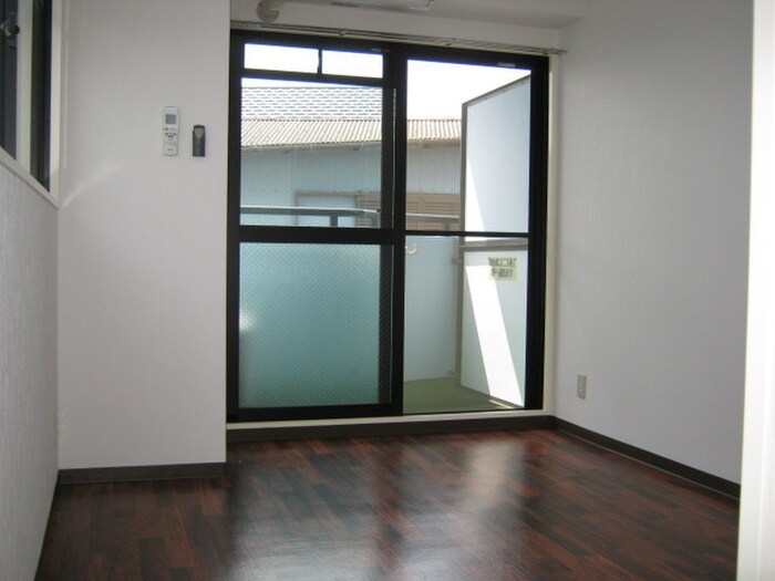 アメニティノ－ブルの物件内観写真