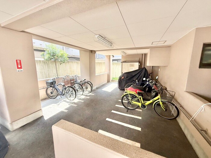 アネックス大久保の物件外観写真