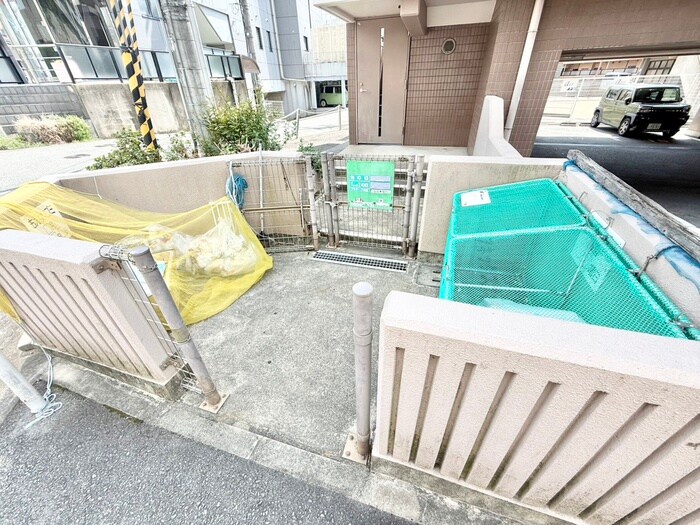 アネックス大久保の物件外観写真