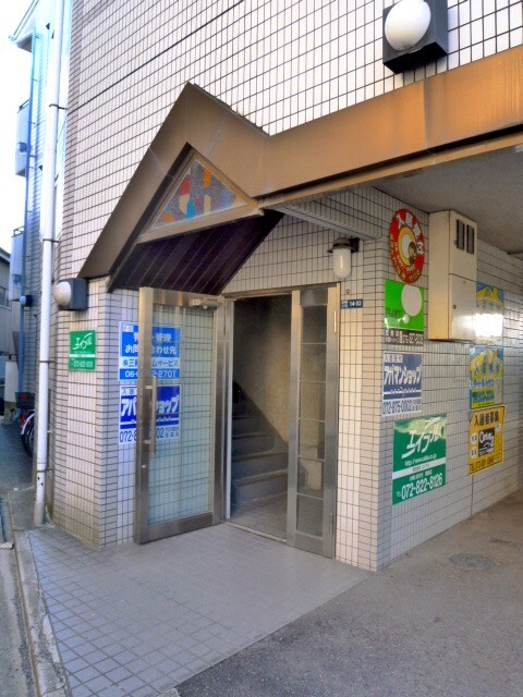 ラリ－ブコ－トの物件外観写真