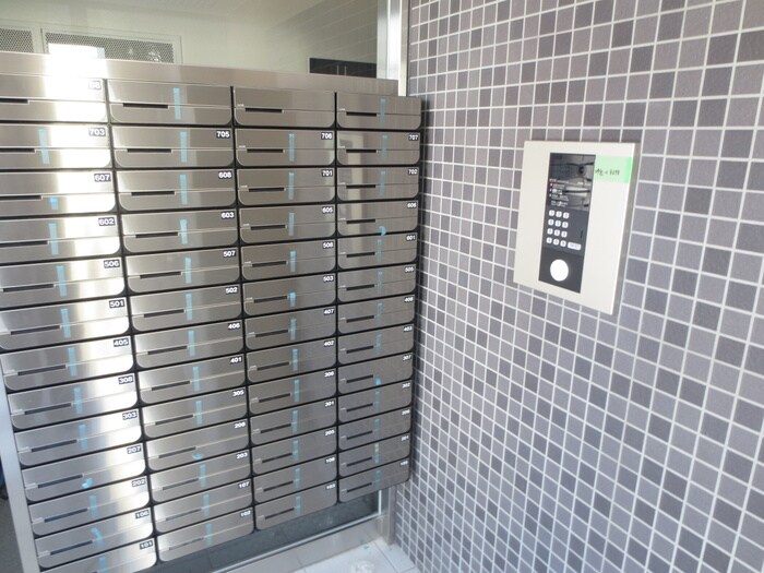 ルミナス上新庄の物件外観写真