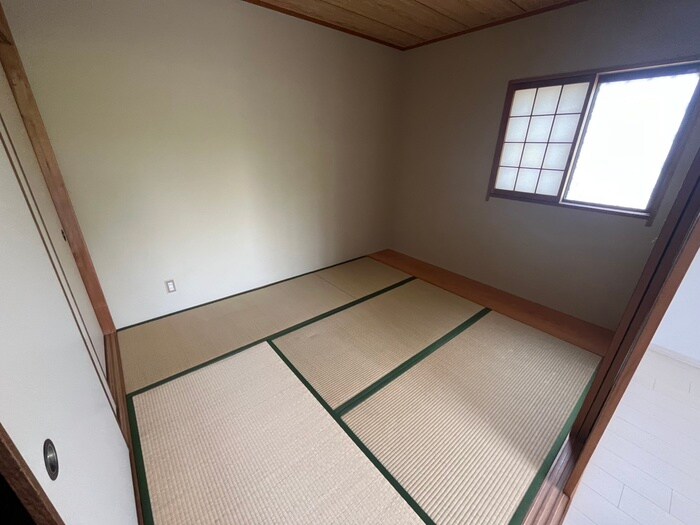 スクエア美濃山Ａの物件内観写真