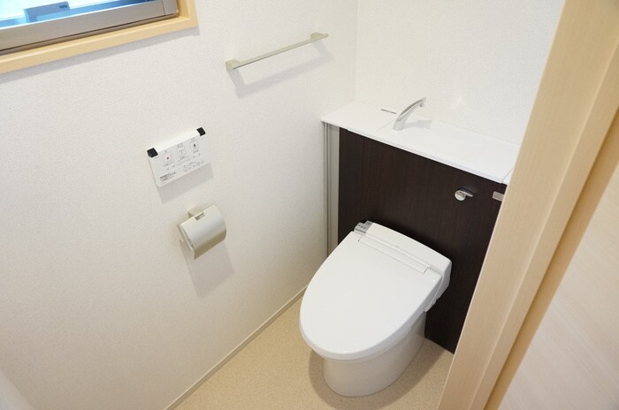 ｉ．レジデンス　六角の物件内観写真