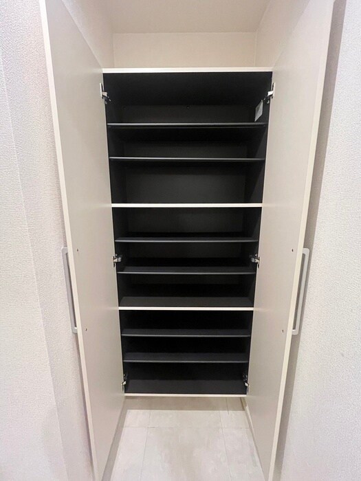 ｉ．レジデンス　六角の物件内観写真