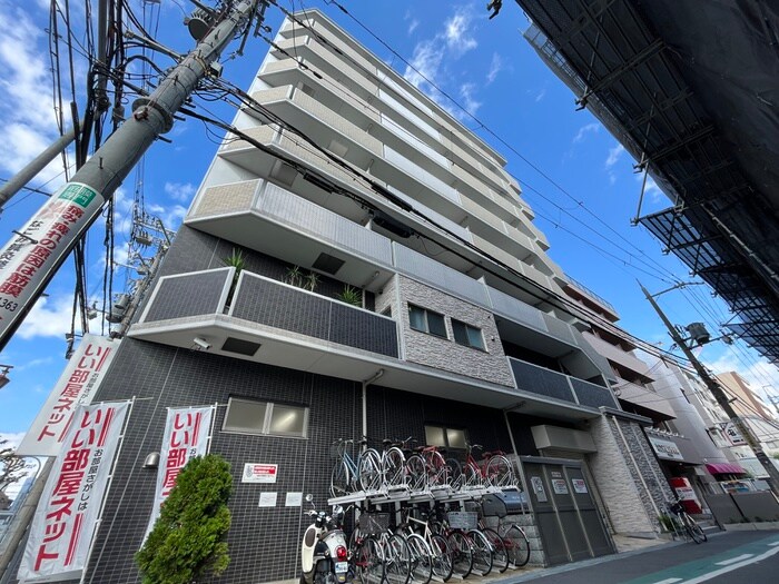 クリントブライアントの物件外観写真