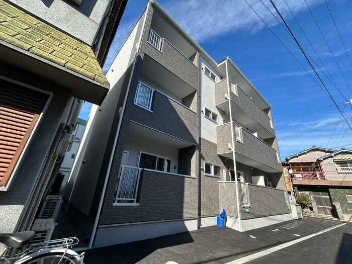 Ogar Court Fuseの物件外観写真