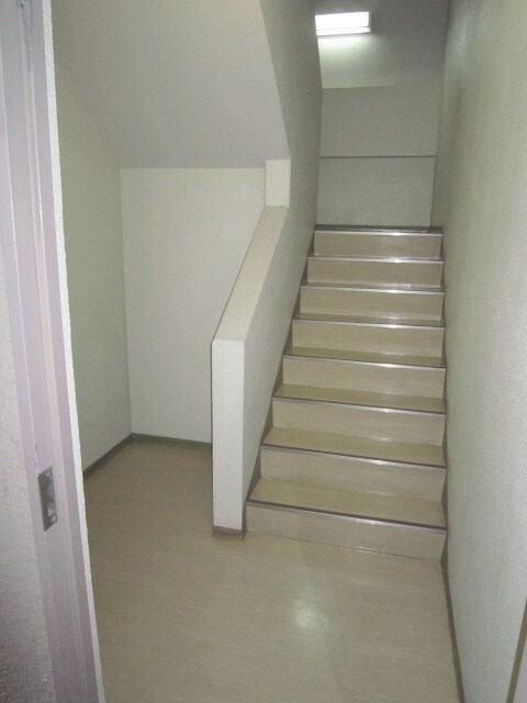 キャピタルロニ－トの物件外観写真