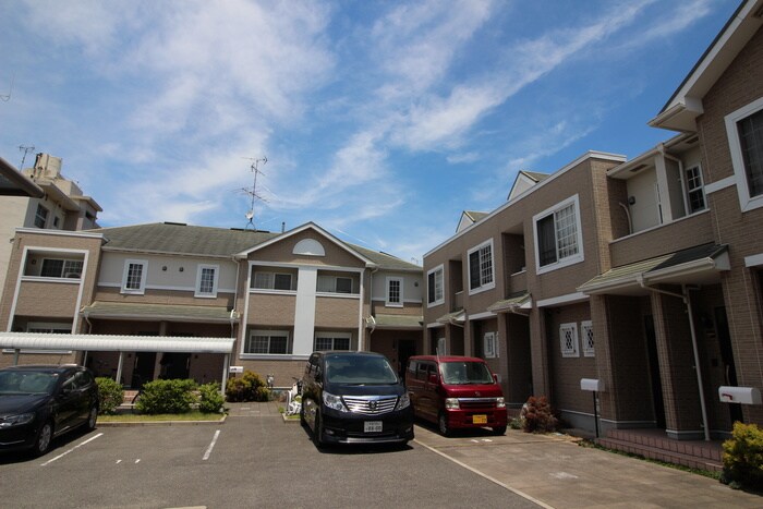 エスポア－ル・ナカタニの物件外観写真