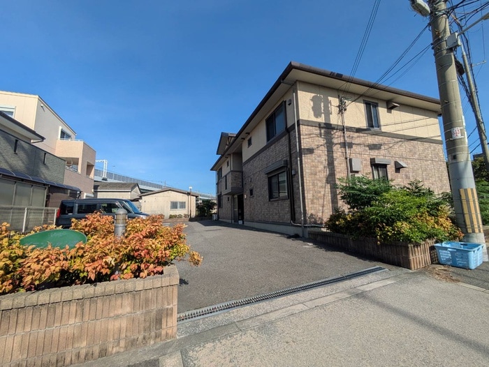 グランシャリオの物件外観写真