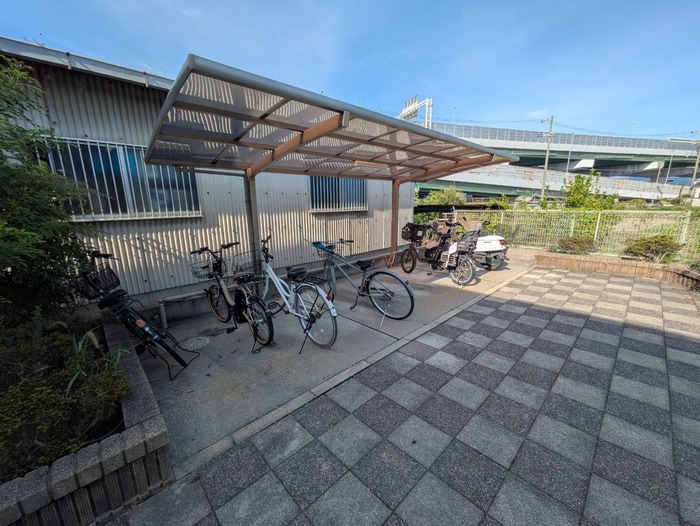 グランシャリオの物件外観写真