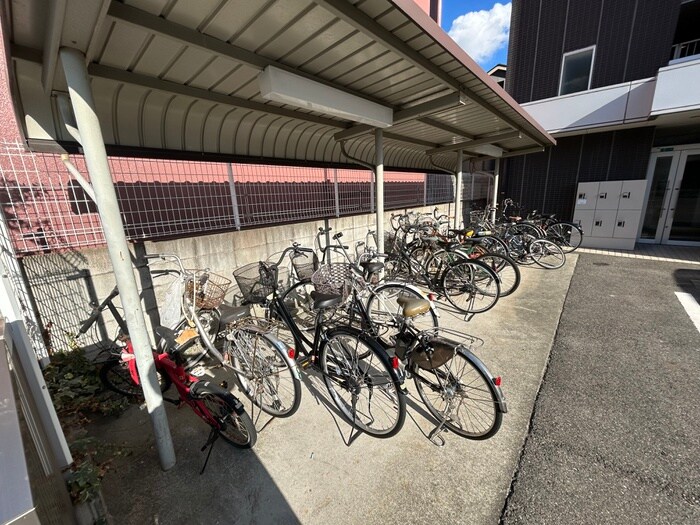 シ－ガルマンションの物件外観写真