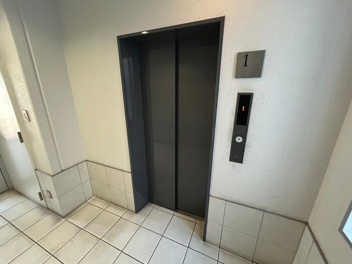 シ－ガルマンションの物件外観写真