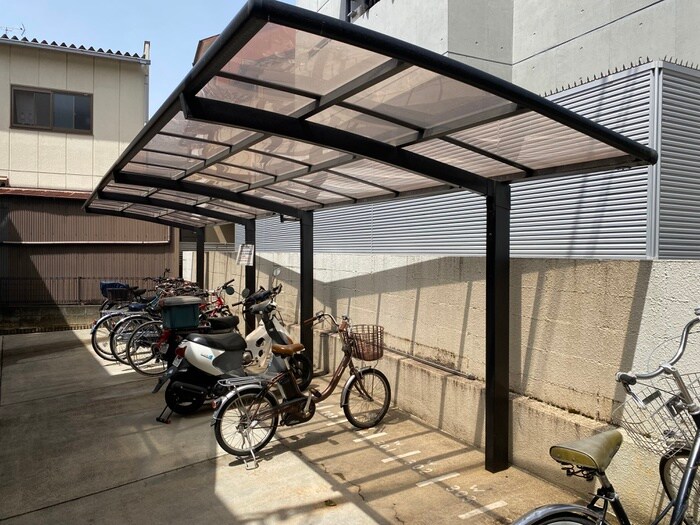 プリンスハイツ太秦の物件外観写真