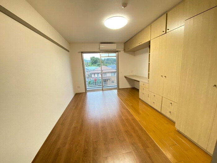 アーバンエース松井山手パル寮棟の物件内観写真
