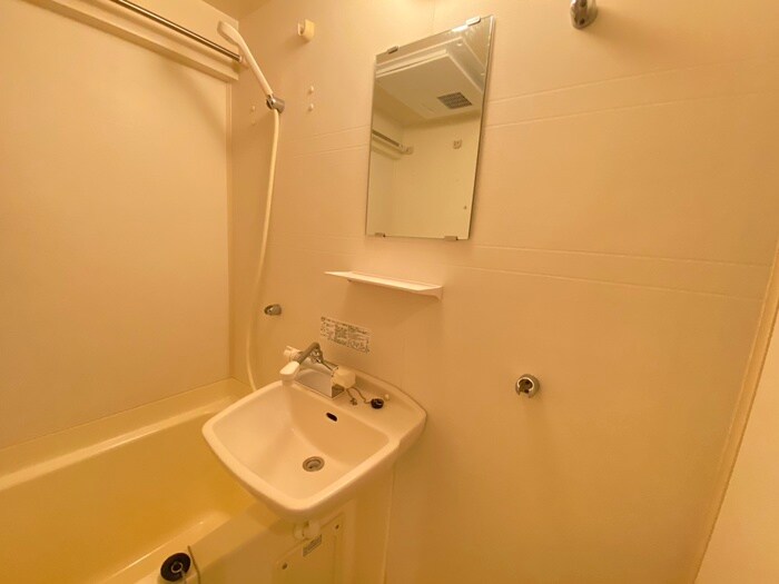 アーバンエース松井山手パル寮棟の物件内観写真