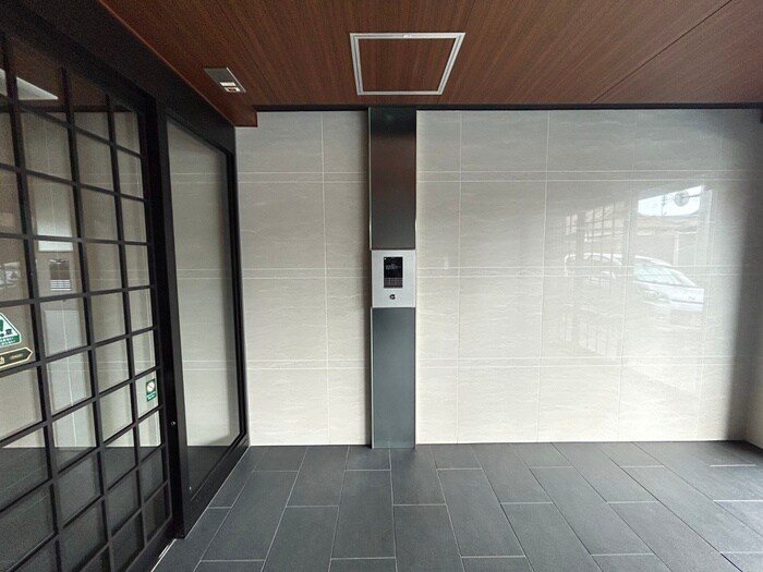 アール京都グレイス（204）の物件外観写真