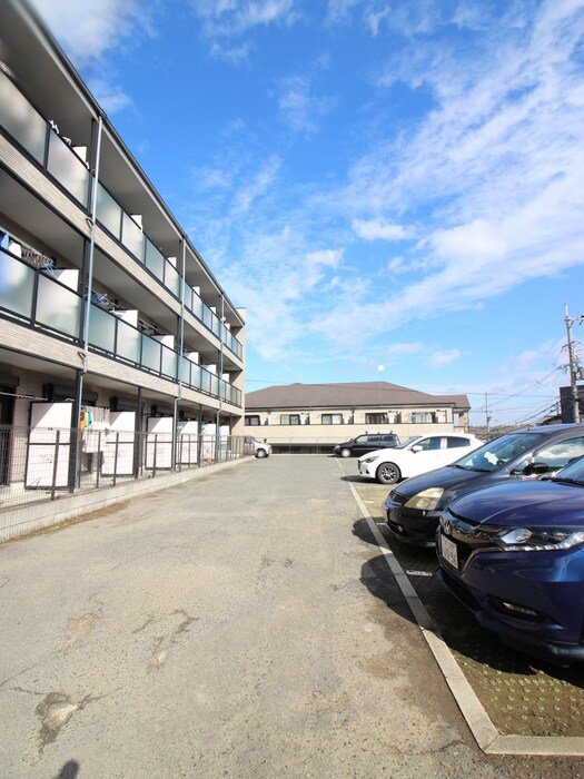 ラパス高倉台の物件外観写真