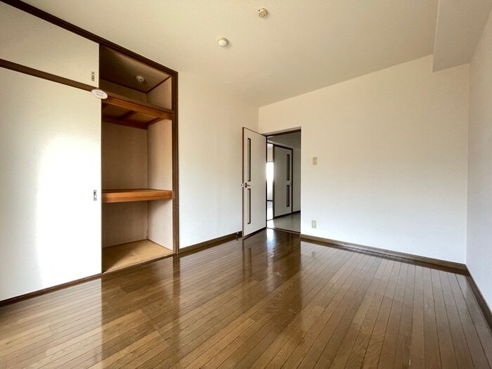 ラ・セ－ヌ大山崎の物件内観写真