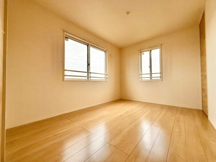 ラフィーネ木幡の物件内観写真