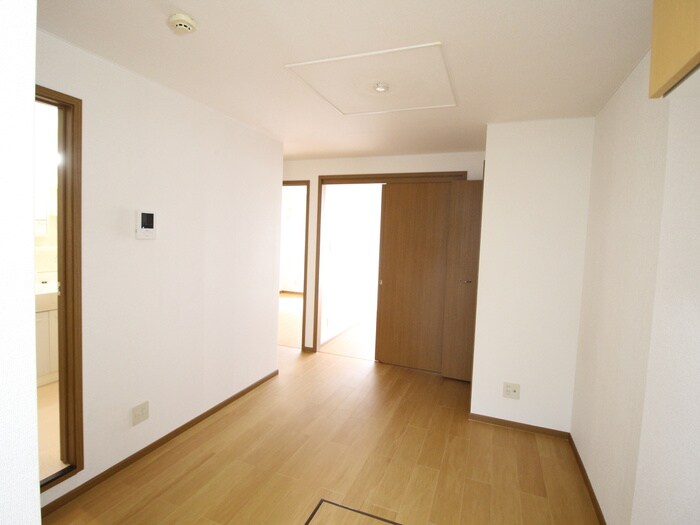 アネックス東中振の物件内観写真
