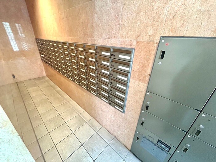 オーキッドレジデンス塚本の物件外観写真