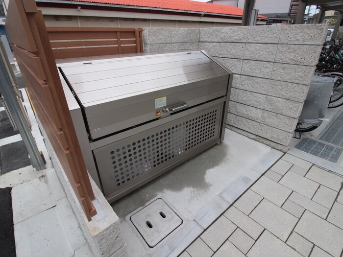 ウィキペディアの物件外観写真