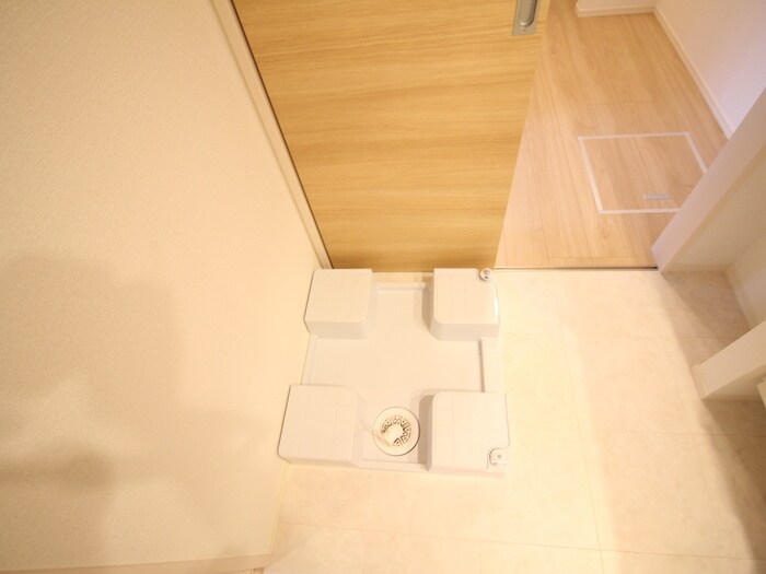 ウィキペディアの物件内観写真