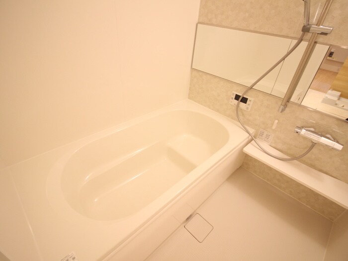 ウィキペディアの物件内観写真